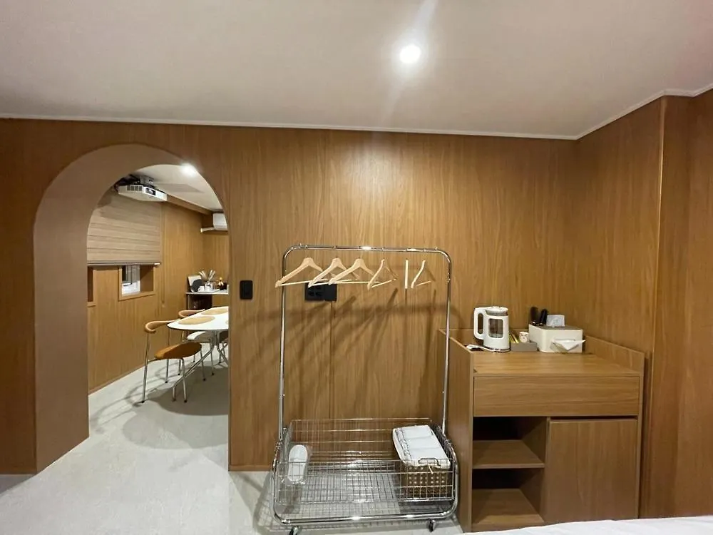 E-Sang-Han Stay Incheon